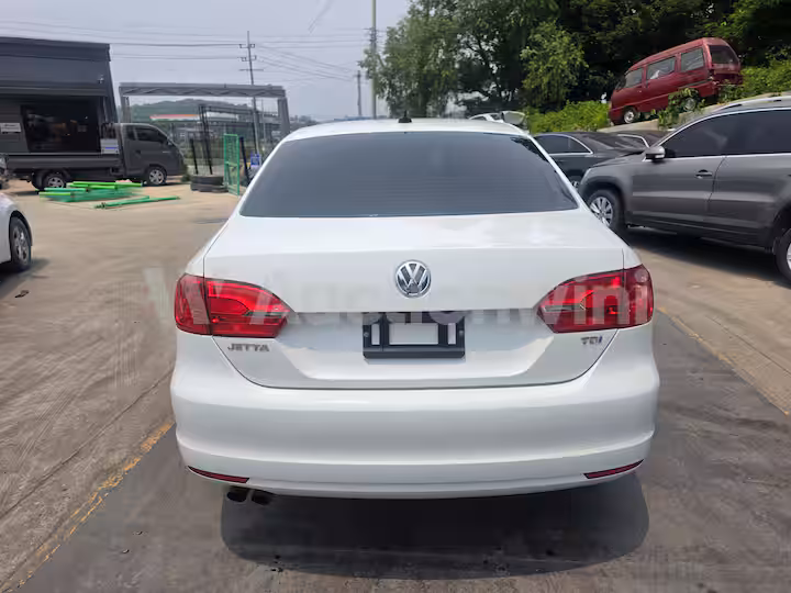 Volkswagen Jetta 2014 — 6