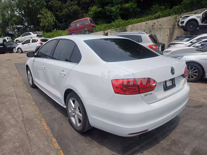 Volkswagen Jetta 2014 — 7