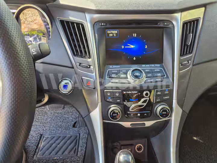 Hyundai Sonata 2012 — 14