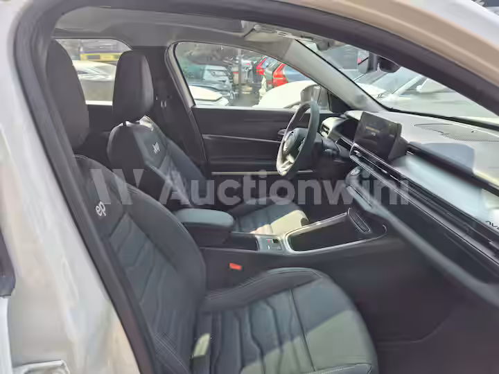 Jeep Avenger 2023 — 14