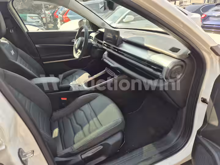 Jeep Avenger 2023 — 15
