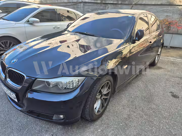 BMW 3 Series 2009 — 2