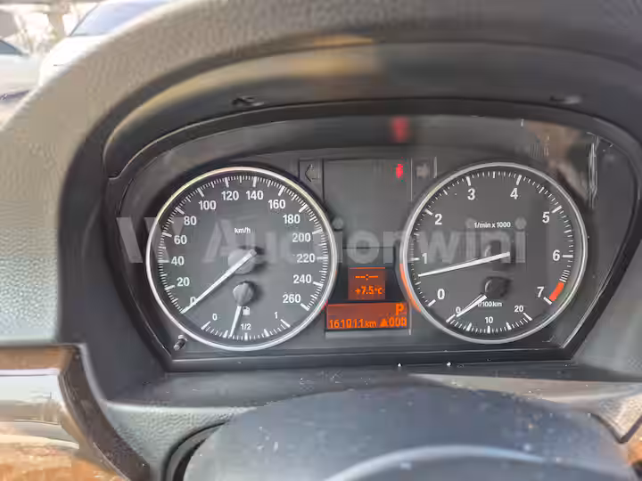 BMW 3 Series 2009 — 23