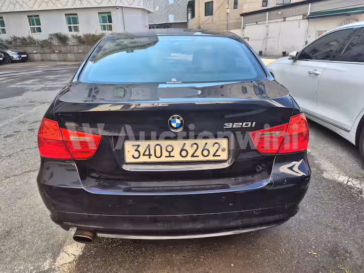 BMW 3 Series 2009 — 5