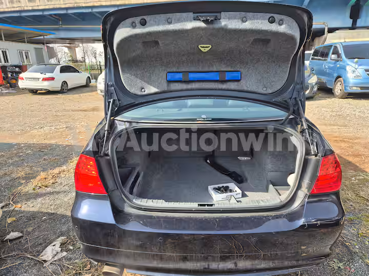 BMW 3 Series 2009 — 10