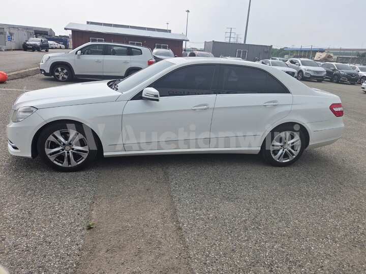 Mercedes Benz E Class 2013 — 2
