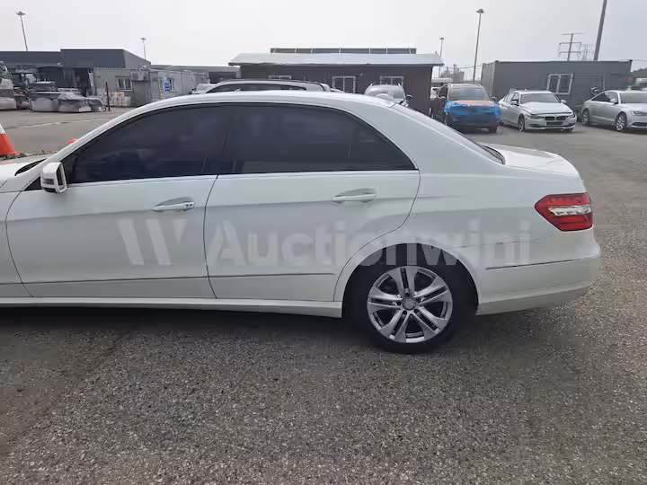 Mercedes Benz E Class 2013 — 4