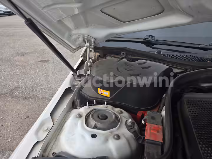 Mercedes Benz E Class 2013 — 35