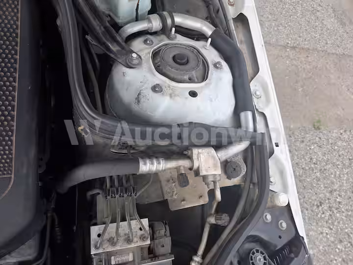 Mercedes Benz E Class 2013 — 40
