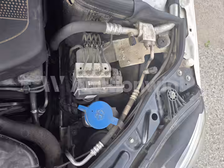 Mercedes Benz E Class 2013 — 41