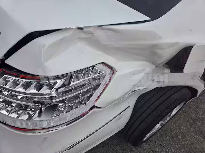 Mercedes Benz E Class 2013 — 47