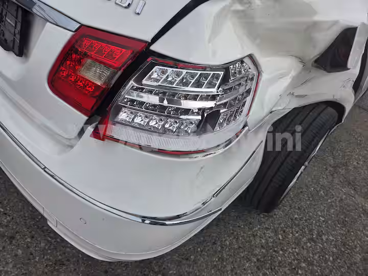Mercedes Benz E Class 2013 — 48