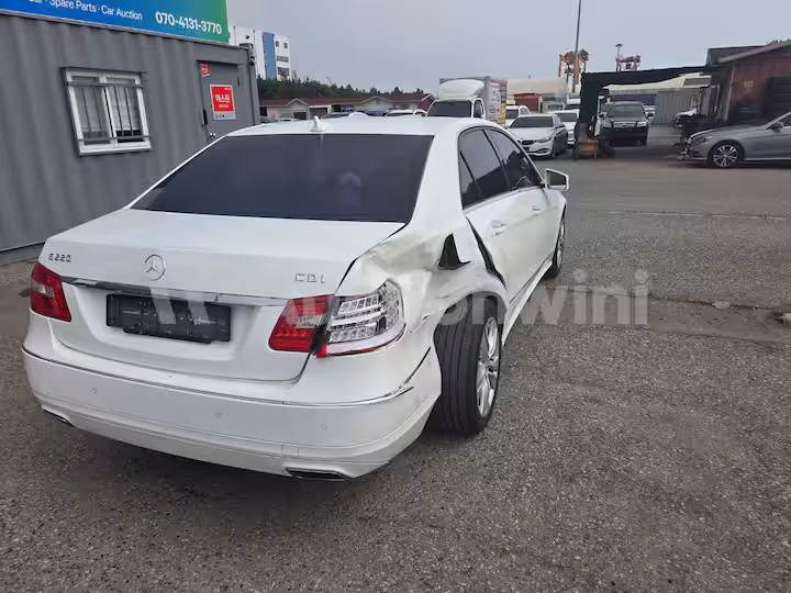 Mercedes Benz E Class 2013 — 7
