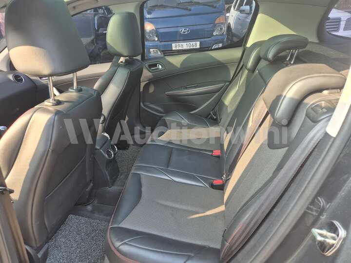 Peugeot 308 2014 — 21