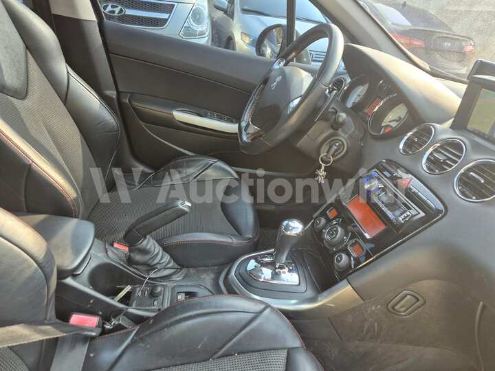 Peugeot 308 2014 — 32
