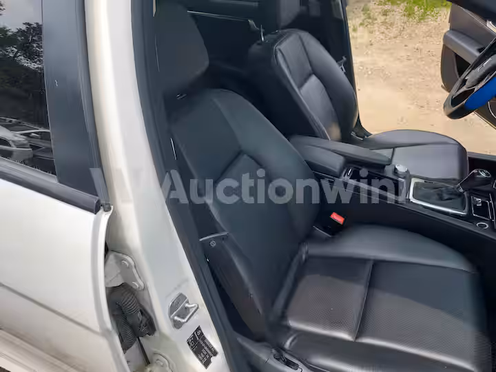 Mercedes Benz C Class 2013 — 26