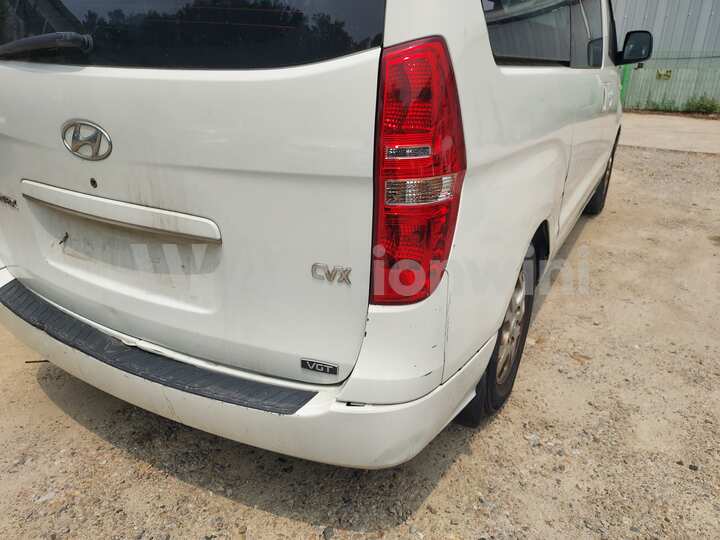 Hyundai Starex 2011 — 14