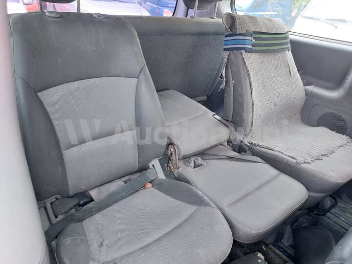 Hyundai Starex 2011 — 33
