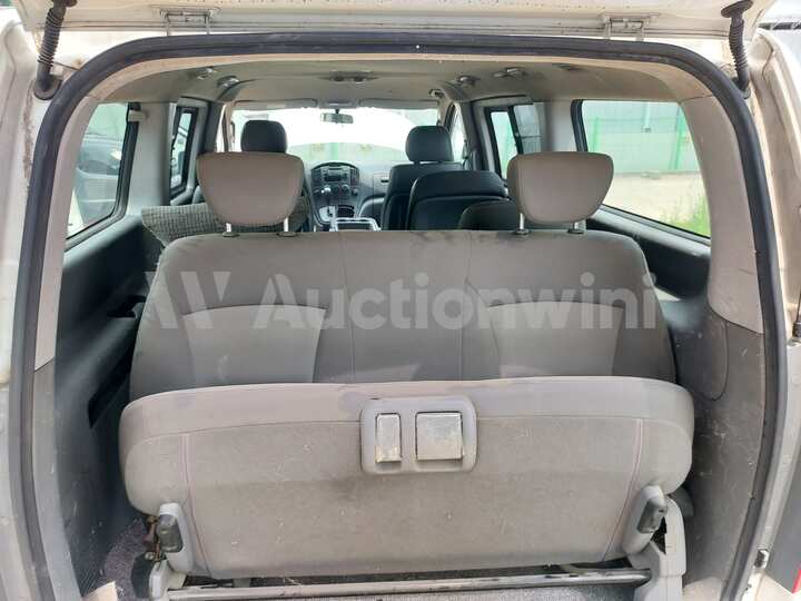 Hyundai Starex 2011 — 36