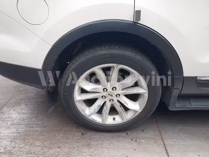 Ford Explorer 2014 — 14
