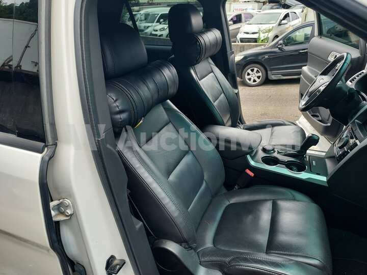 Ford Explorer 2014 — 31
