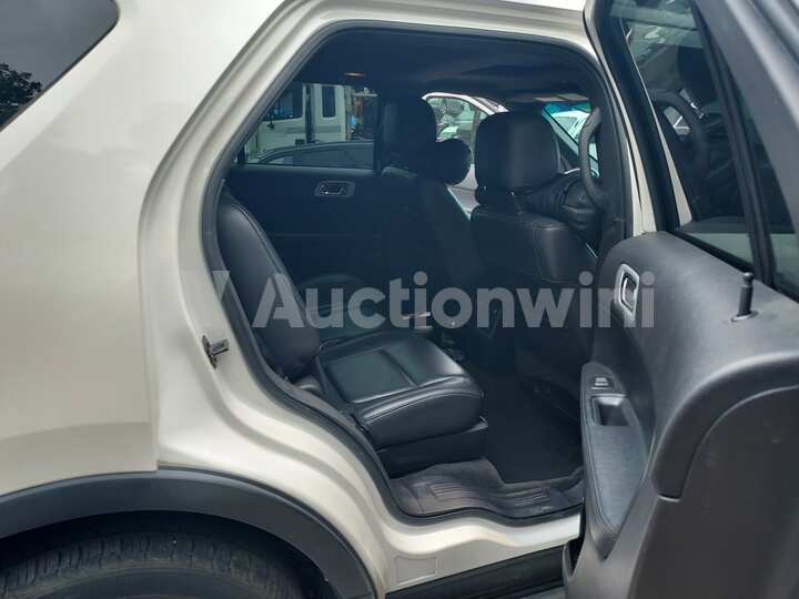 Ford Explorer 2014 — 33