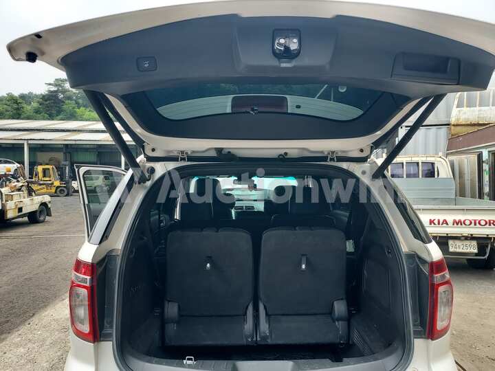 Ford Explorer 2014 — 35