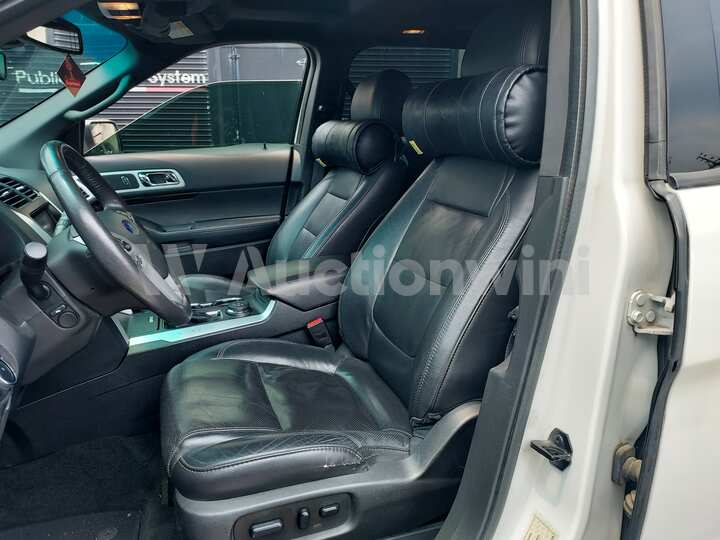 Ford Explorer 2014 — 40