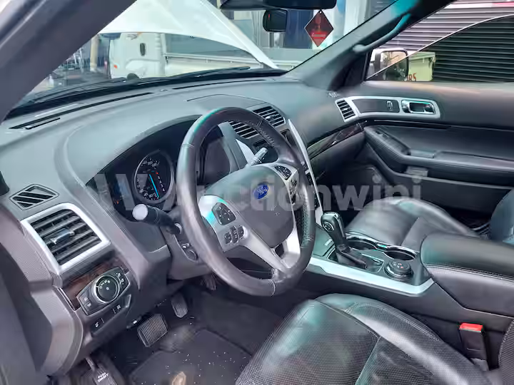 Ford Explorer 2014 — 41