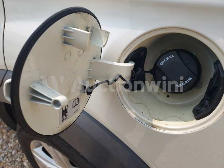 Chevrolet Captiva 2012 — 16