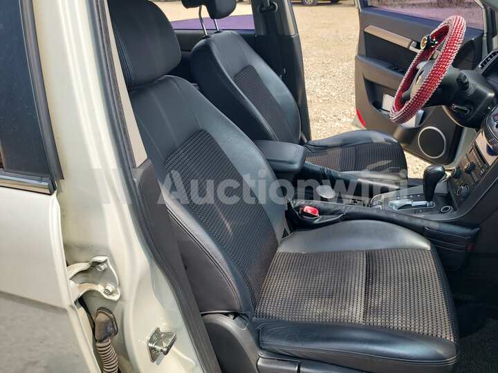 Chevrolet Captiva 2012 — 30