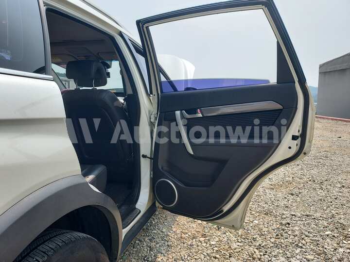 Chevrolet Captiva 2012 — 31