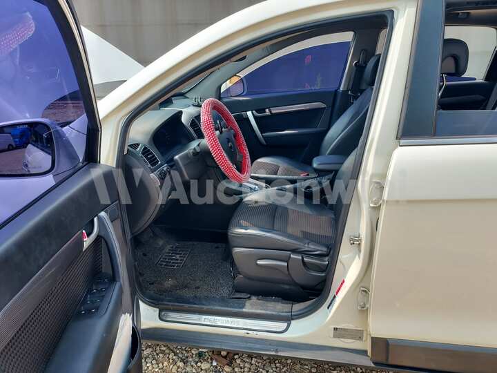 Chevrolet Captiva 2012 — 37