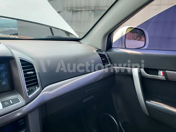 Chevrolet Captiva 2012 — 48