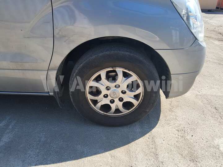 Hyundai Starex 2013 — 19