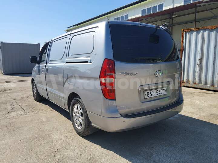 Hyundai Starex 2013 — 3