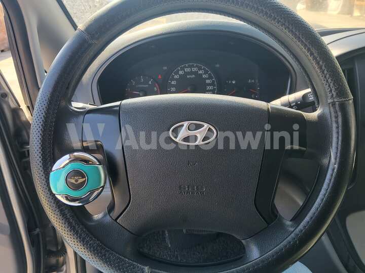 Hyundai Starex 2013 — 36