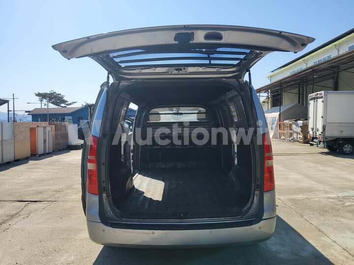 Hyundai Starex 2013 — 49