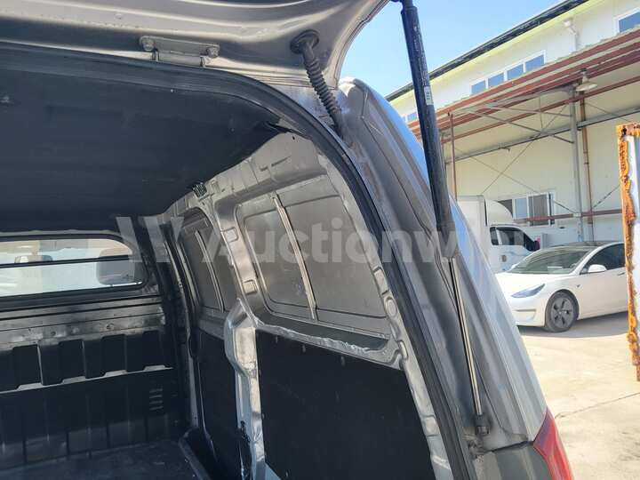 Hyundai Starex 2013 — 51