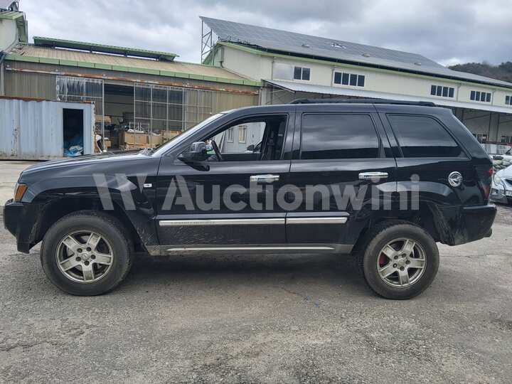 Jeep Cherokee 2005 — 2