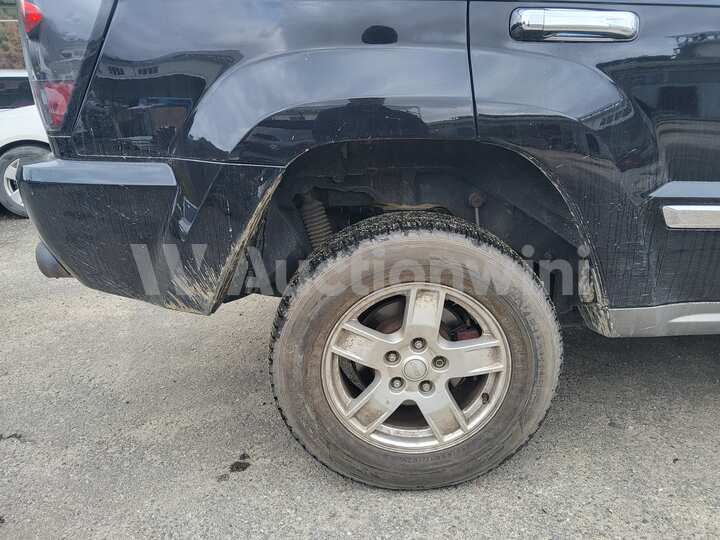 Jeep Cherokee 2005 — 18