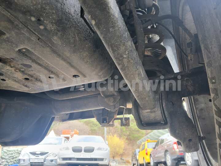 Jeep Cherokee 2005 — 28