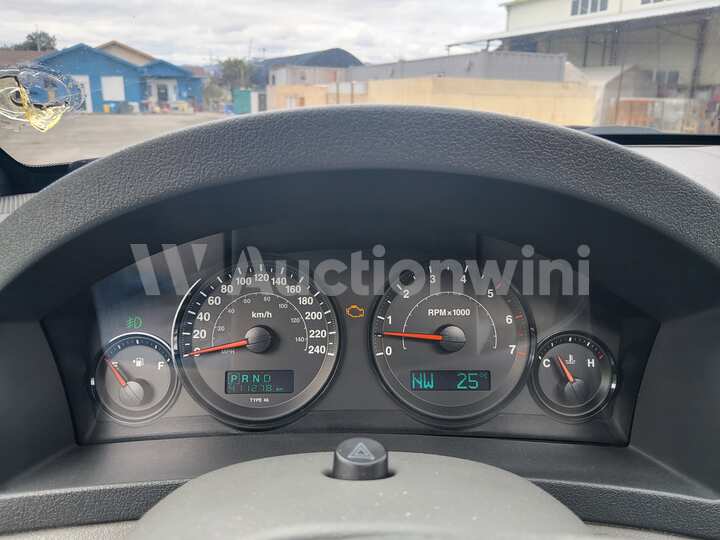 Jeep Cherokee 2005 — 36