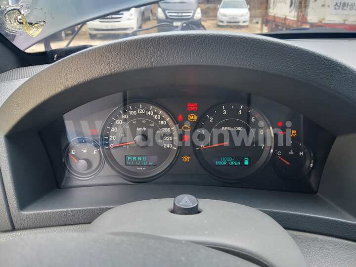 Jeep Cherokee 2005 — 37