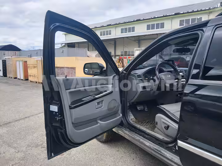 Jeep Cherokee 2005 — 47
