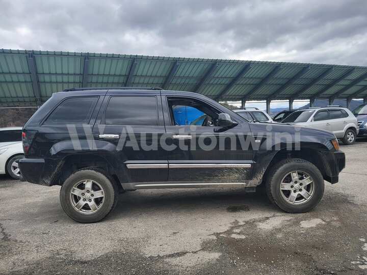 Jeep Cherokee 2005 — 6