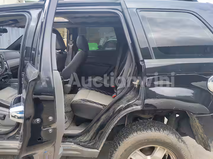 Jeep Cherokee 2005 — 51