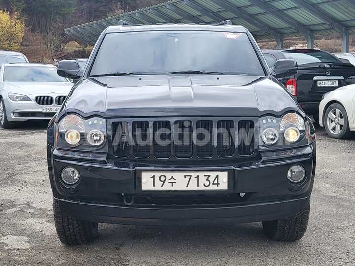 Jeep Cherokee 2005 — 8
