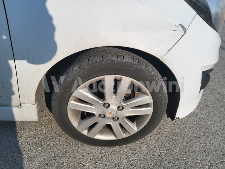 Chevrolet Spark 2014 — 19