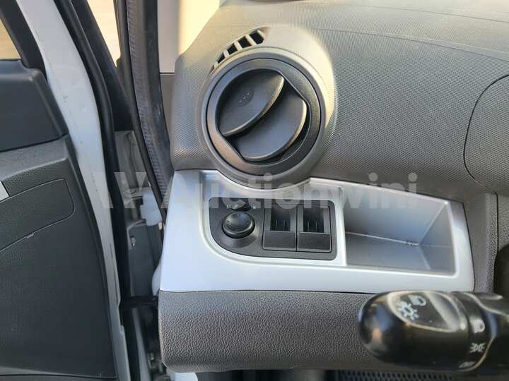 Chevrolet Spark 2014 — 34